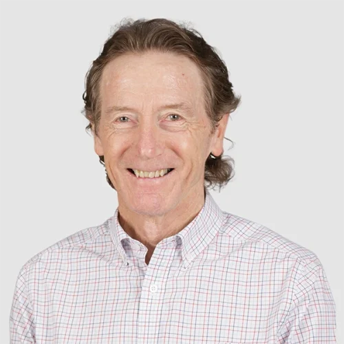 Barrie-headshot-2021.jpeg